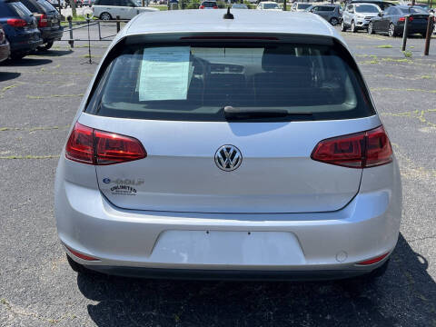 2016 Volkswagen e-Golf SE