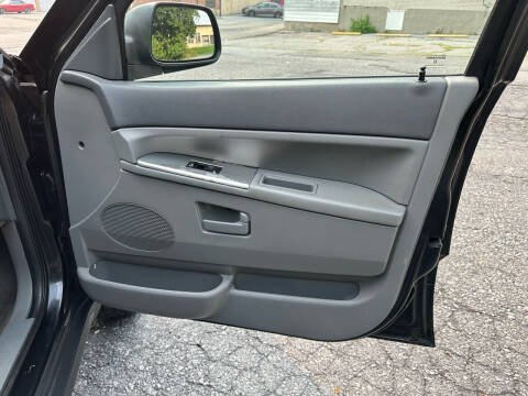 2005 Jeep Grand Cherokee Laredo