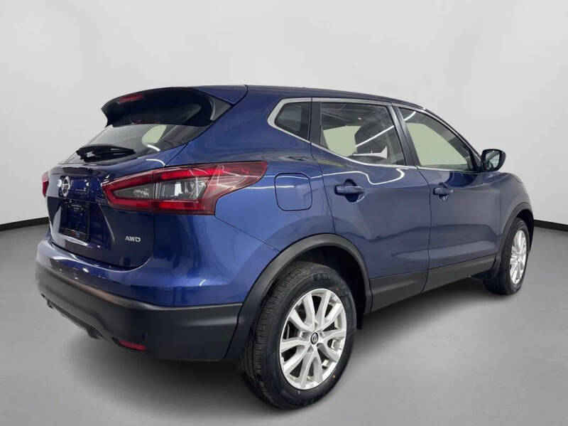 2022 Nissan Rogue Sport S