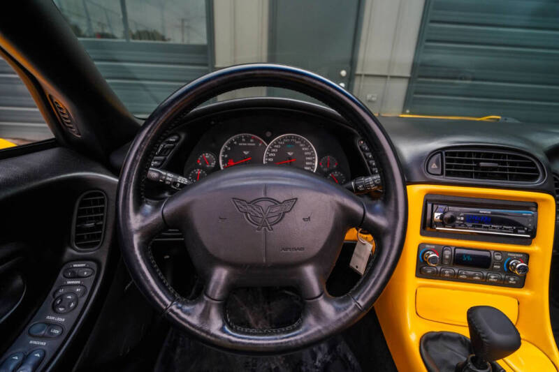 2004 Chevrolet Corvette