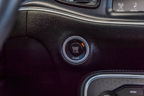 2015 Dodge Challenger SXT Plus