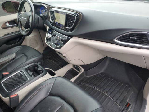 2018 Chrysler Pacifica Touring L Plus