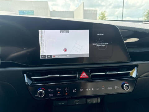 2023 Kia Niro EX Touring