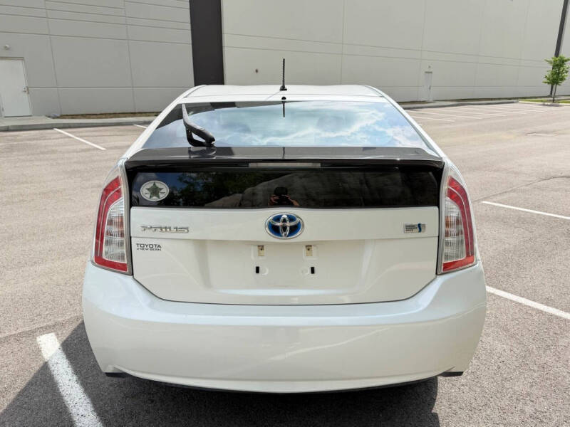 2012 Toyota Prius Two
