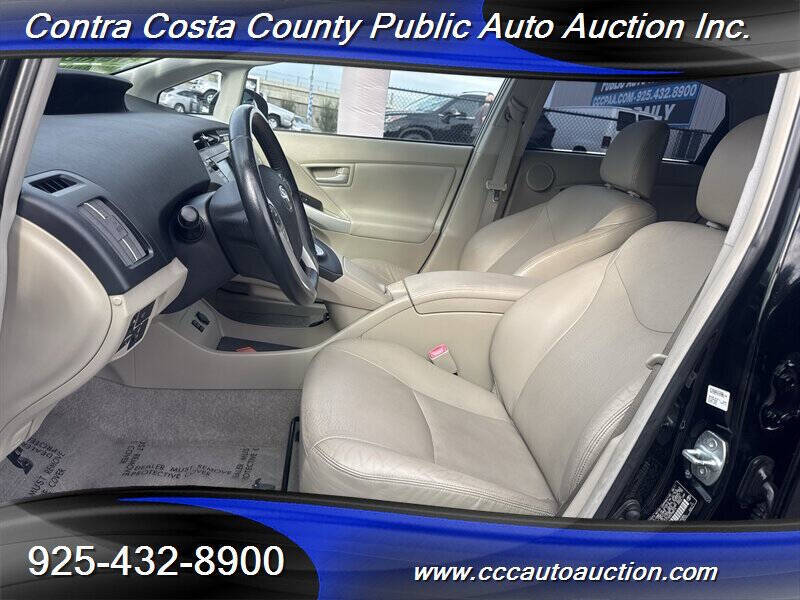 2011 Toyota Prius Five