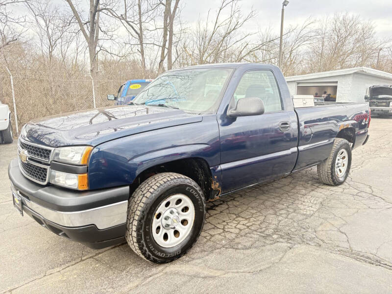 2007 Chevrolet Silverado 1500 Classic for sale at Purcell Auto Sales LLC in Camby IN