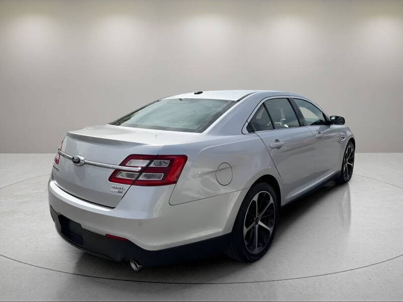 2014 Ford Taurus SEL