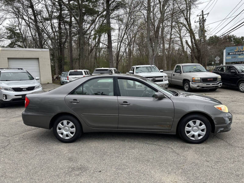 2004 Toyota Camry LE