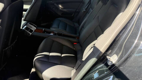 2011 Porsche Panamera