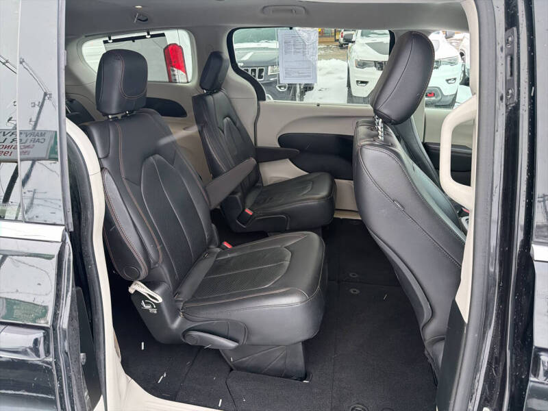 2018 Chrysler Pacifica Touring L
