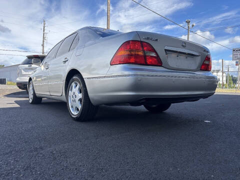 2003 Lexus LS 430