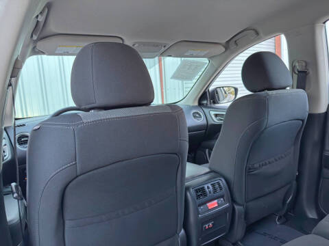 2019 Nissan Pathfinder SV