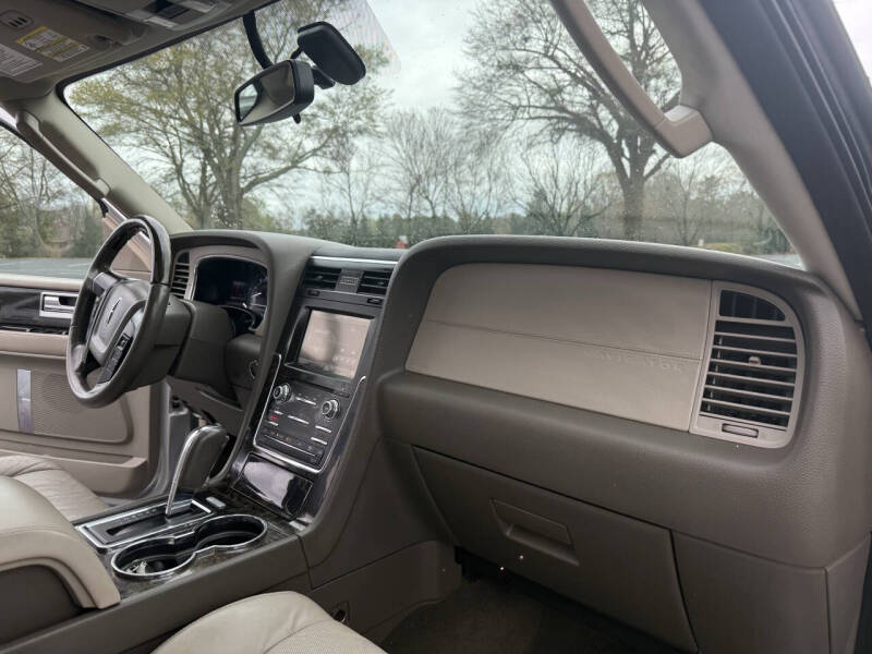 2015 Lincoln Navigator