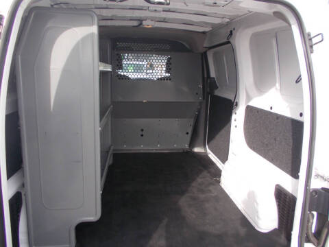 2020 Nissan NV200 SV