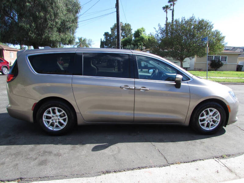 2017 Chrysler Pacifica Touring