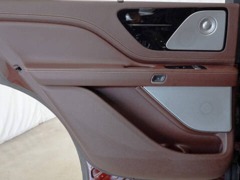 2020 Lincoln Aviator Black Label