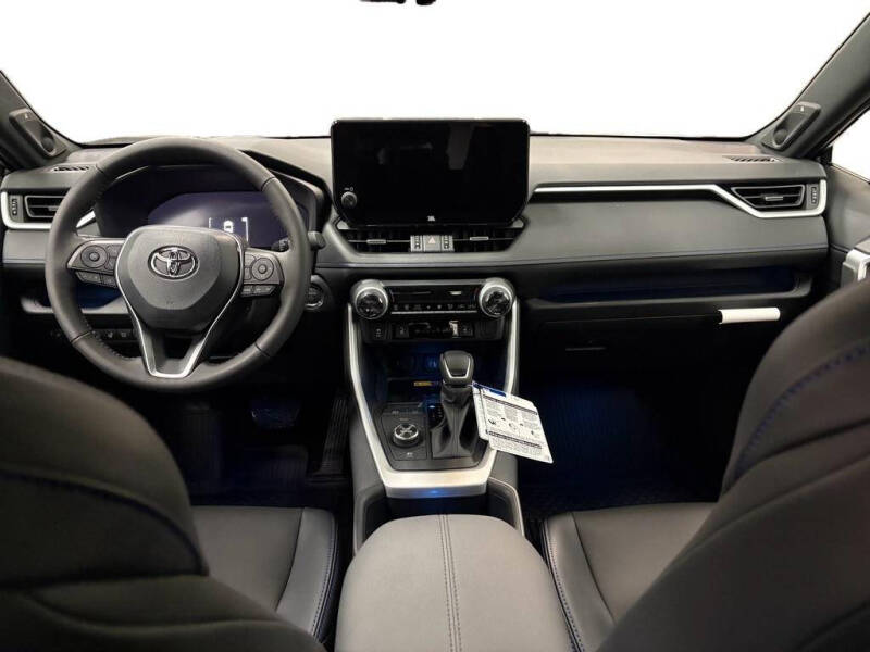 2025 Toyota RAV4 Hybrid XSE