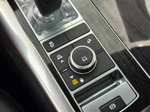 2022 Land Rover Range Rover Sport SE