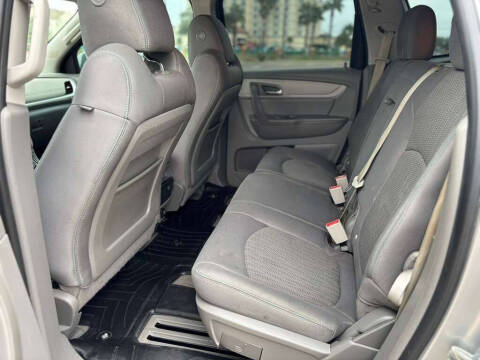 2017 Chevrolet Traverse LT