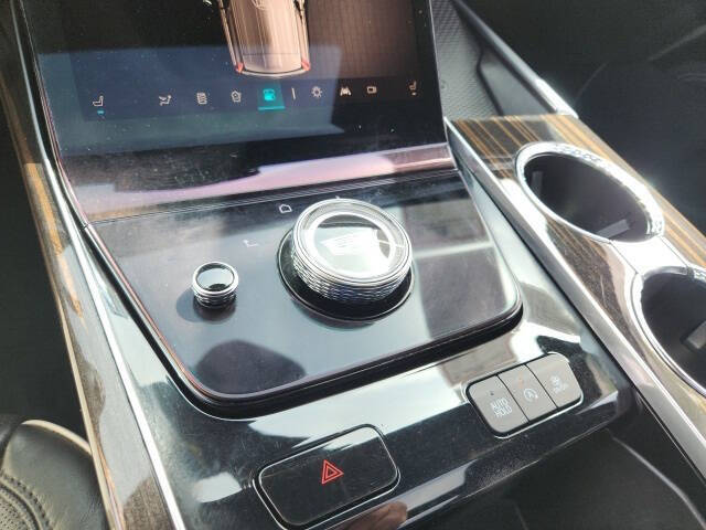 2025 Cadillac Escalade ESV Premium Luxury