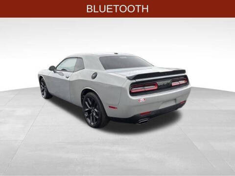 2022 Dodge Challenger SXT