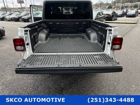 2023 Jeep Gladiator Sport S