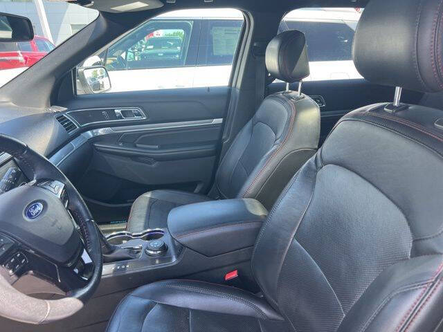 2017 Ford Explorer Sport