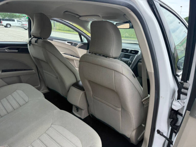 2018 Ford Fusion SE