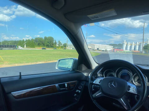 2012 Mercedes-Benz C-Class C 300 Luxury 4MATIC