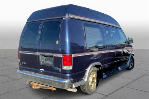 2005 Ford E-Series E-150