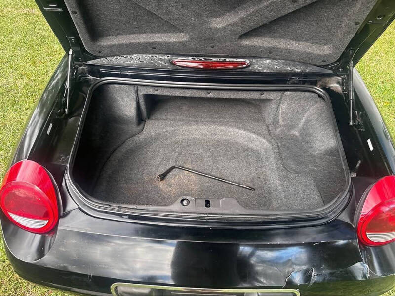2002 Ford Thunderbird Deluxe