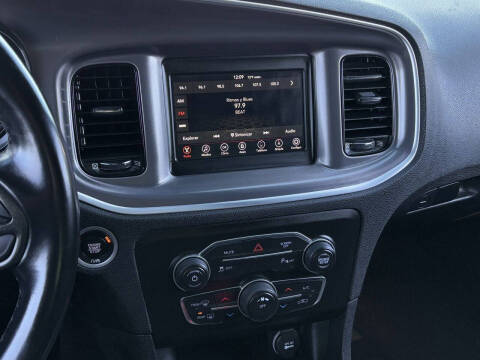 2020 Dodge Charger SXT