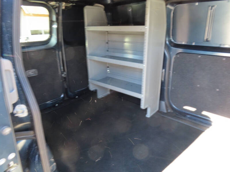 2019 Nissan NV200 SV