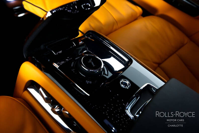 2022 Rolls-Royce Phantom EWB