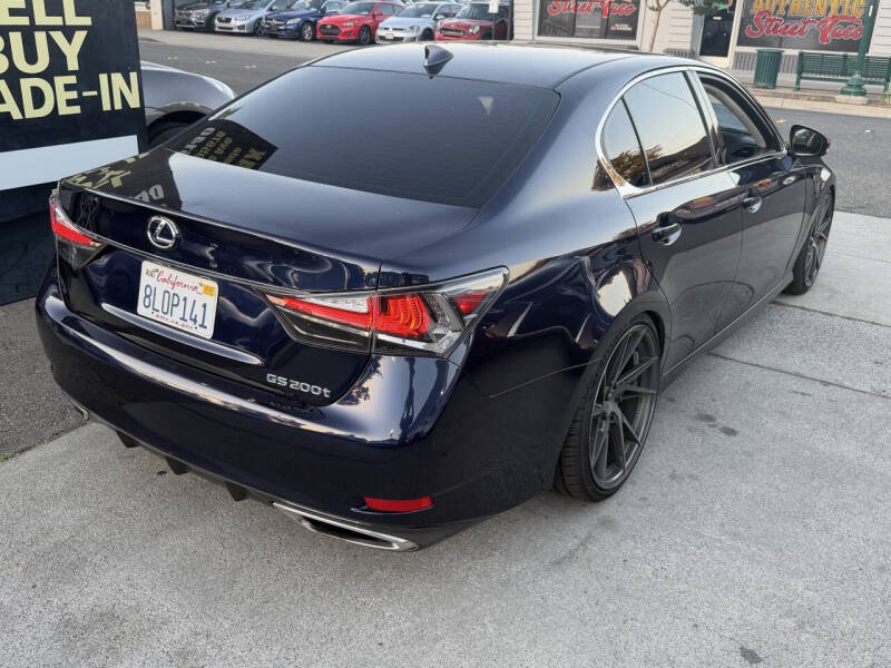 2016 Lexus GS 200t