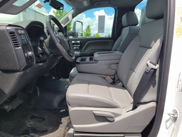 2023 Chevrolet Silverado 6500HD