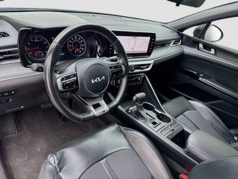 2022 Kia K5