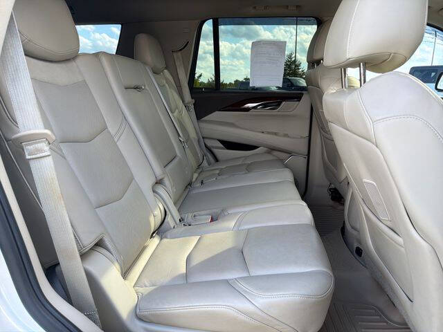 2015 Cadillac Escalade Luxury