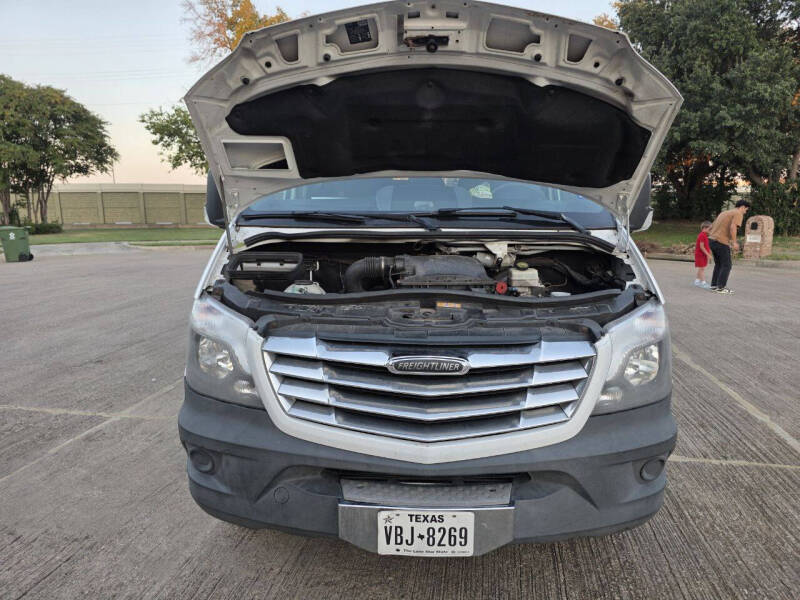 2014 Freightliner Sprinter 2500