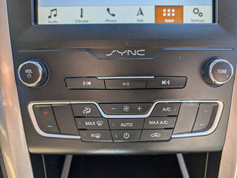 2019 Ford Fusion Hybrid SE