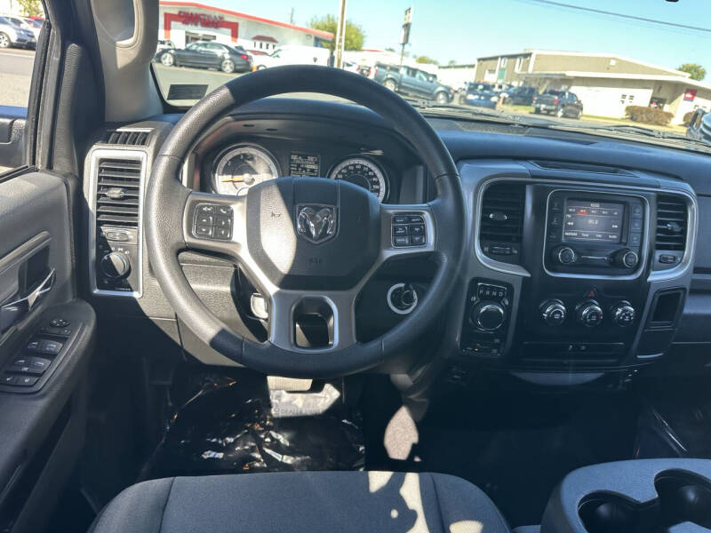 2024 RAM 1500 Classic SLT
