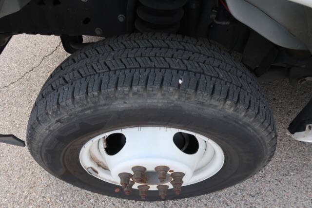 2023 Ford E-Series E-450 SD