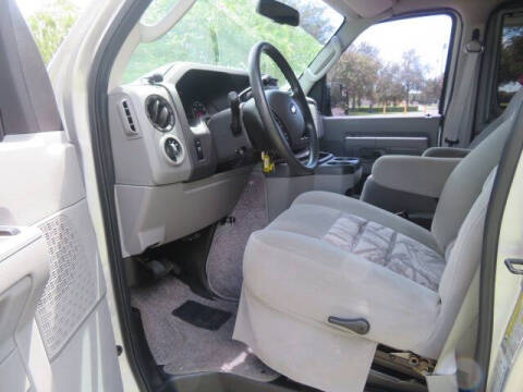 2013 Ford E-Series