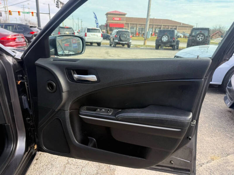 2019 Dodge Charger SXT