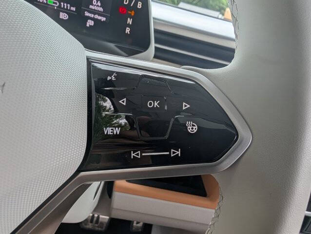 2025 Volkswagen ID. Buzz Pro S Plus