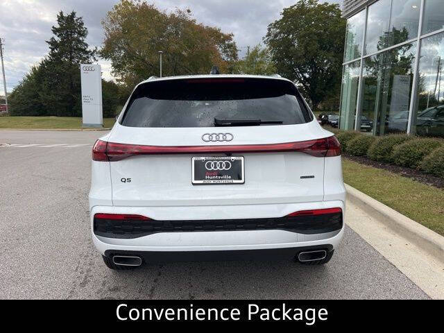 2025 Audi Q5 quattro Premium TFSI