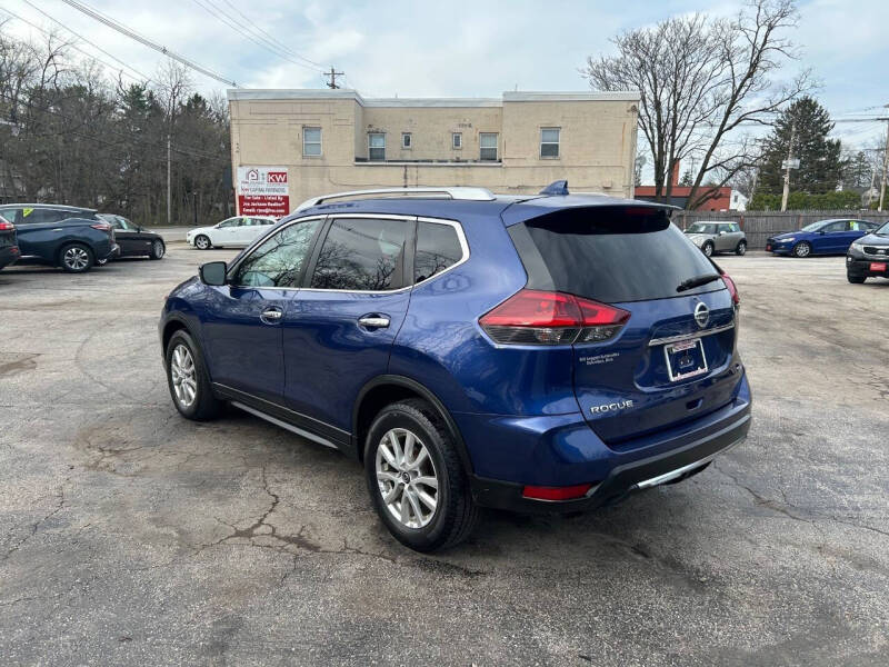 2018 Nissan Rogue SV