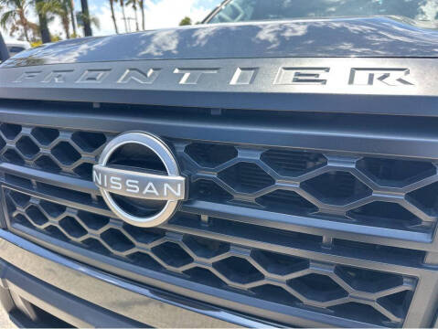 2022 Nissan Frontier S