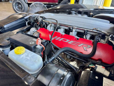 2004 Dodge Viper SRT-10