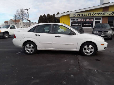 2007 Ford Focus for sale at Sarchione INC in Alliance OH